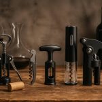 Comment choisir un ouvre-bouteille de vin : guide des modèles et astuces pour bien l’utiliser